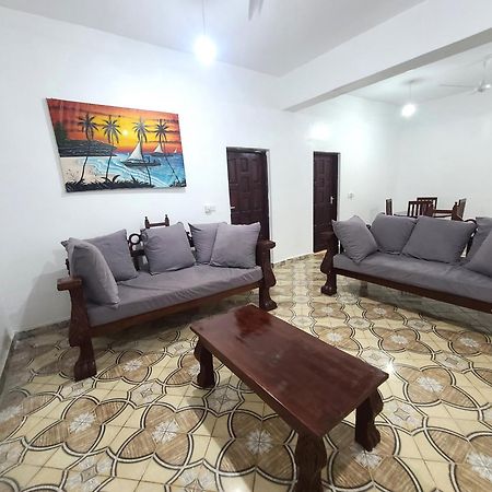 Delicious House, Watamu, 2-Bedroom With Secure Compound Free Parking And Wifi Εξωτερικό φωτογραφία